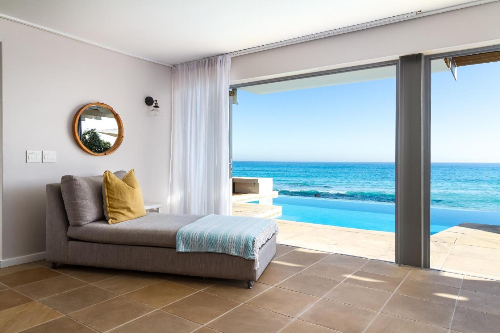 Villa Misty Cliffs Scarborough Rum bild
