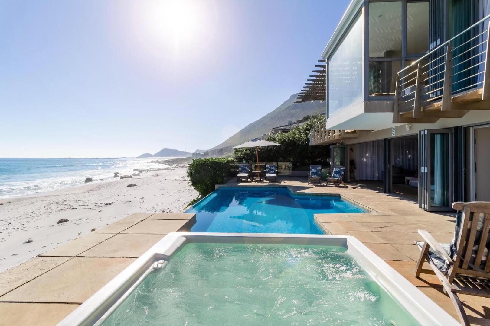 Villa Misty Cliffs Scarborough Exteriör bild