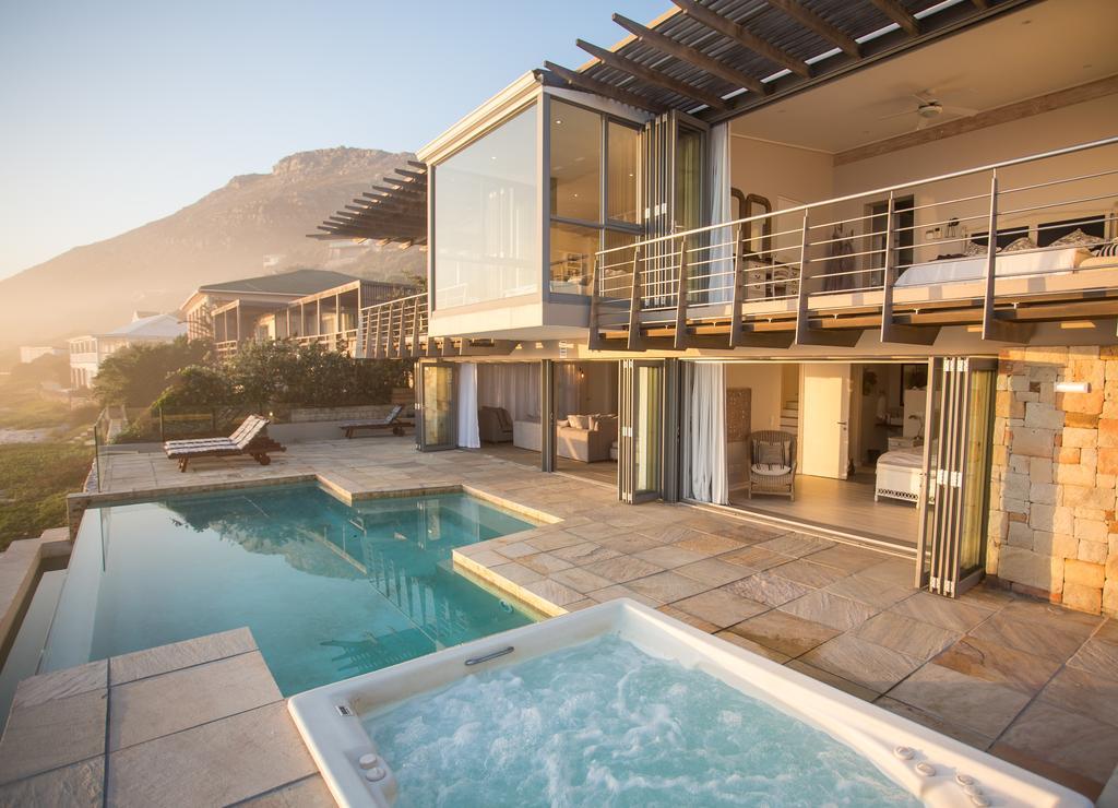 Villa Misty Cliffs Scarborough Exteriör bild