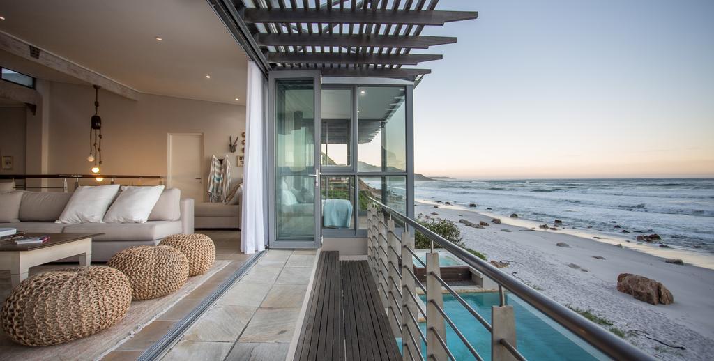 Villa Misty Cliffs Scarborough Exteriör bild